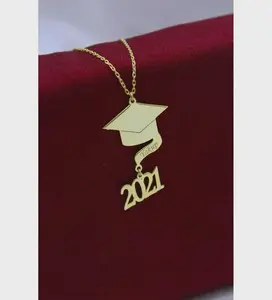 14K Altın Kaplama Kişiye Özel Mezuniyet Kolye – İsim ve Yıl Yazılı