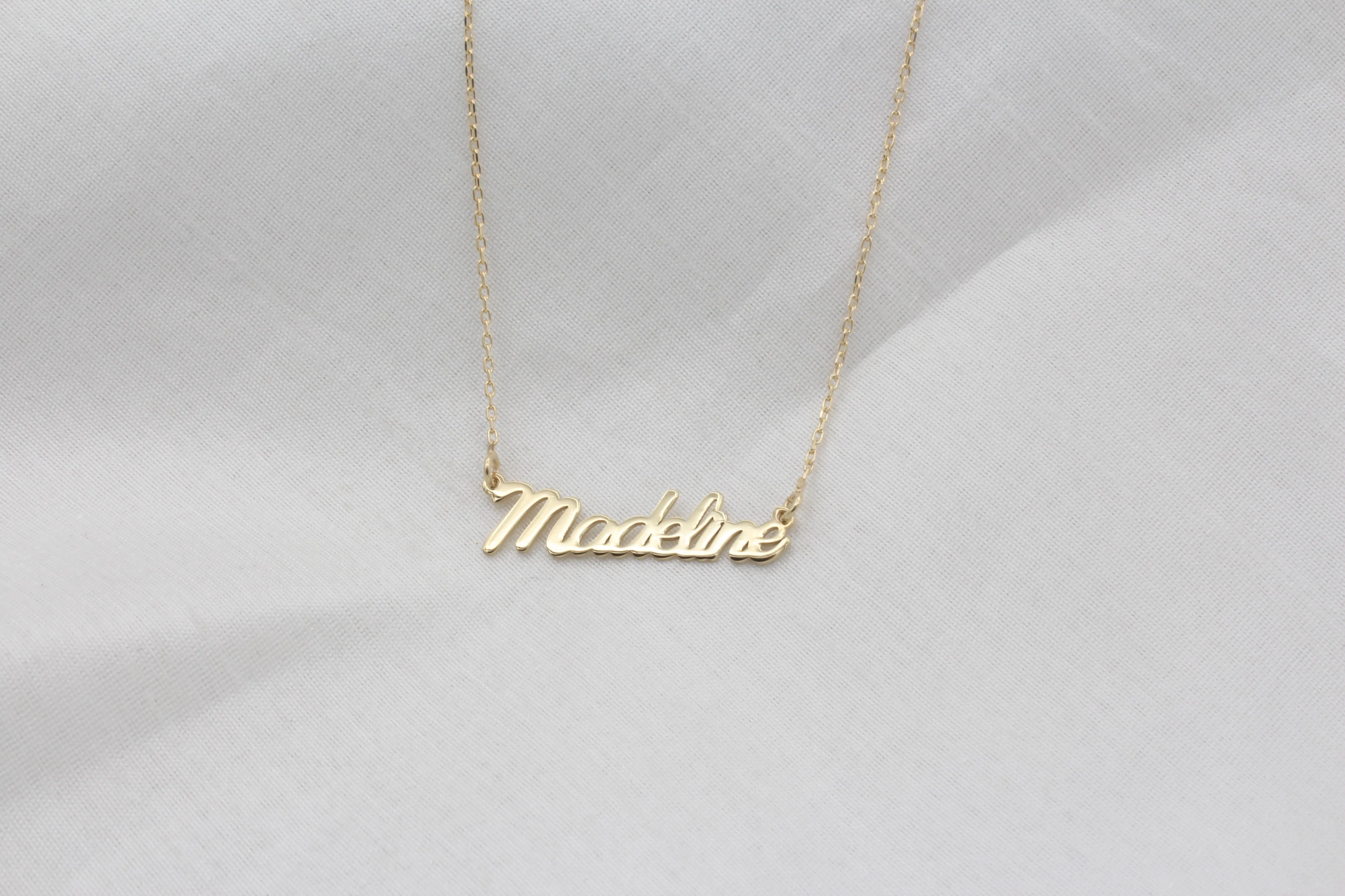 Kişiye Özel İsimli Kolye – 14K Altın Kaplama