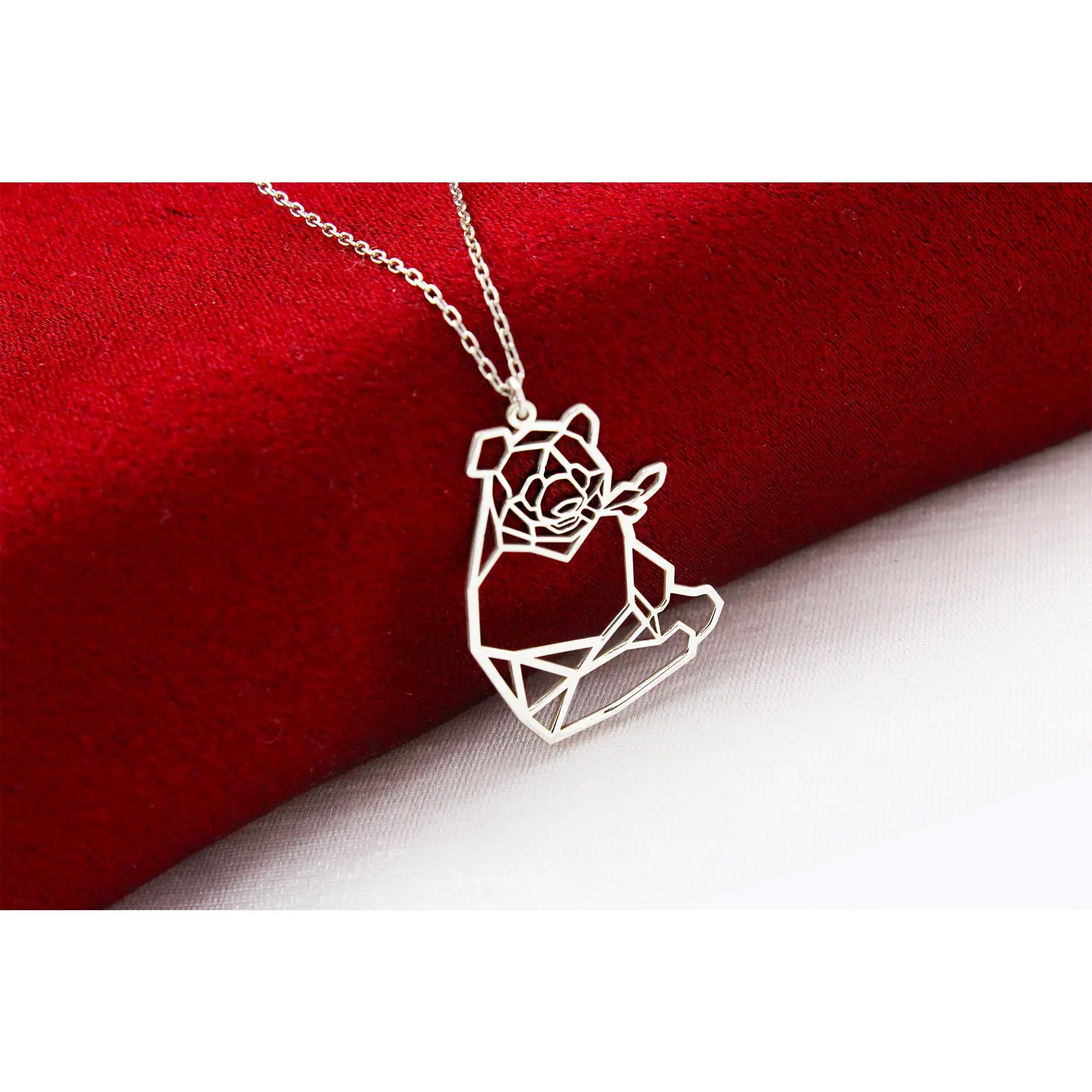 14K Altın Kaplama Kolye – Geometrik Panda Tasarımı