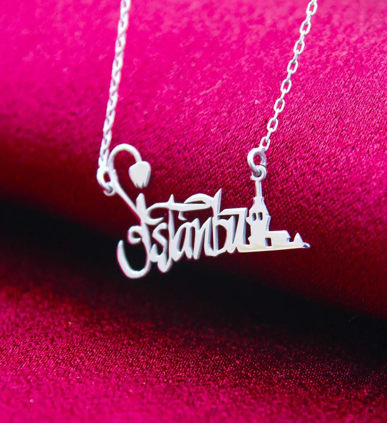 14K Altın Kaplama / Gümüş İstanbul Silüetli Kolye