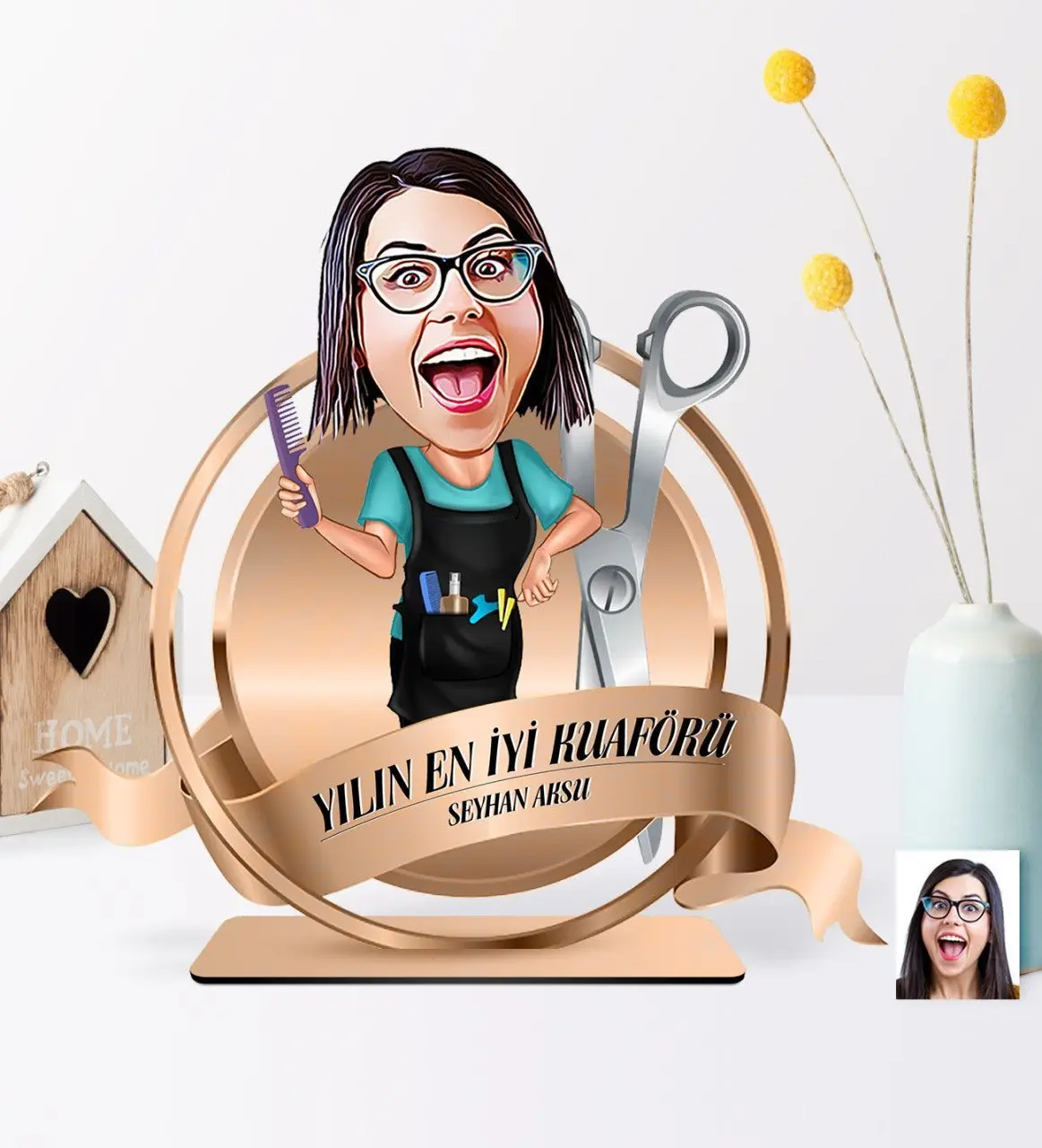 Kişiye Özel Yılın En İyi Bayan Kuaförü Karikatürlü 3D Ahşap Biblo Plaket