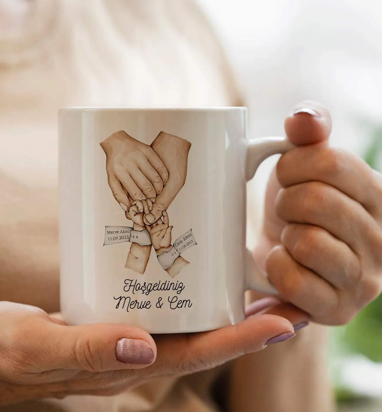 BK Gift Kişiye Özel Aile El Tasarımlı Beyaz Kupa Bardak -3, Anneye Hediye, Yeni Doğum Hediyesi