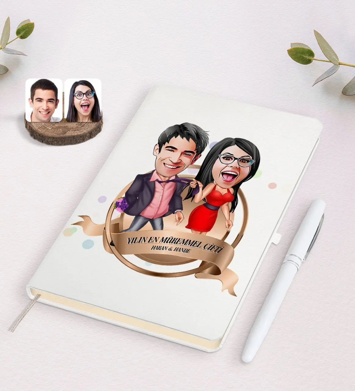 Kişiye Özel Yılın En Mükemmel Çifti Karikatürlü Beyaz Defter ve Kalem Hediye Seti-4