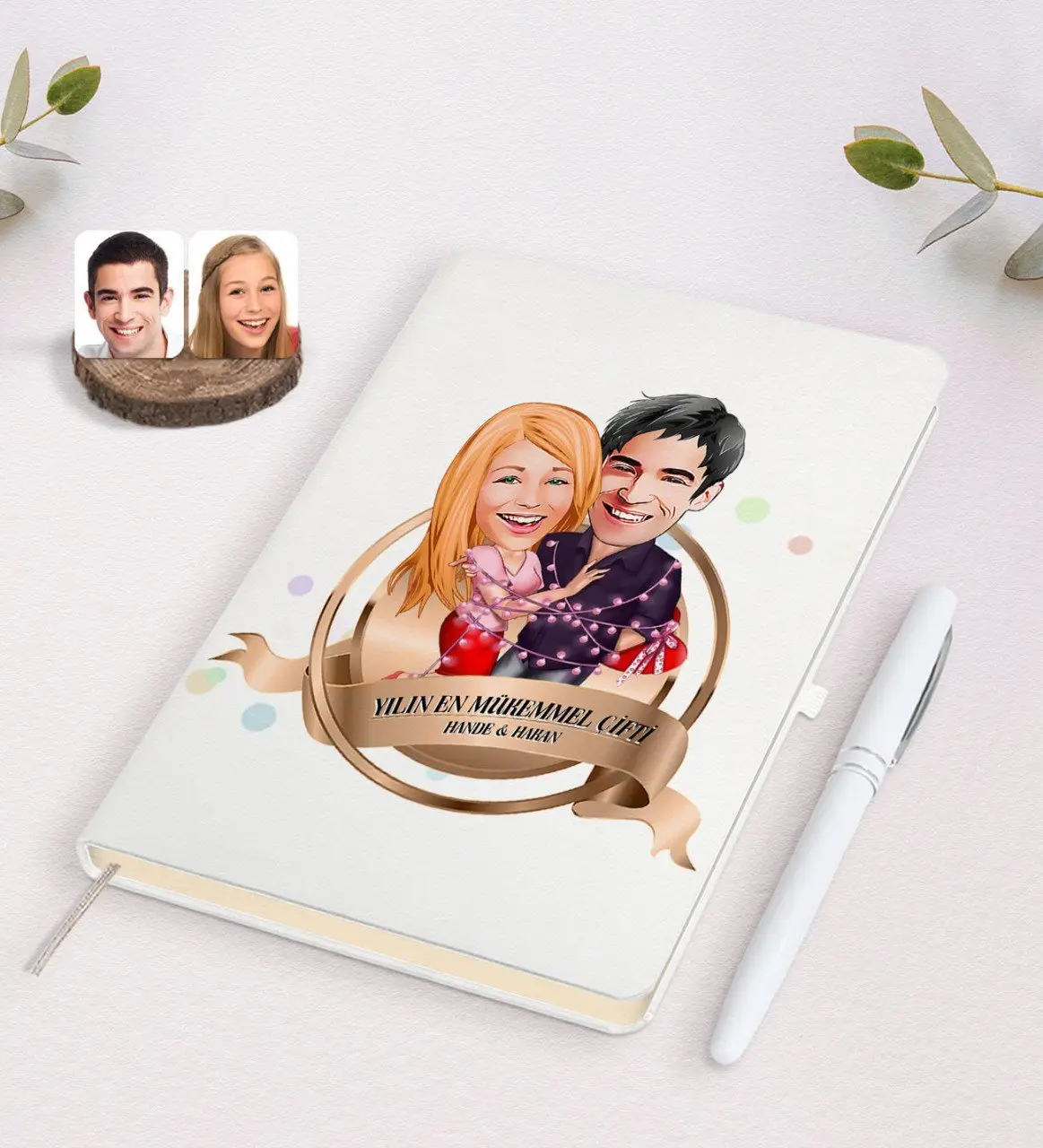 Kişiye Özel Yılın En Mükemmel Çifti Karikatürlü Beyaz Defter ve Kalem Hediye Seti-2