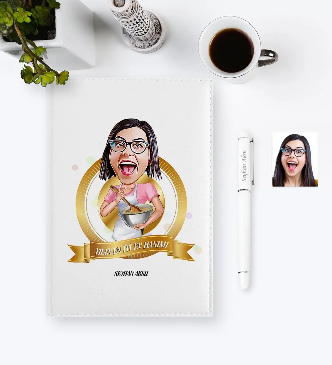 Kişiye Özel Yılın En İyi Ev Hanımı Karikatürlü 2023 Ajanda Kalem Seti - 1