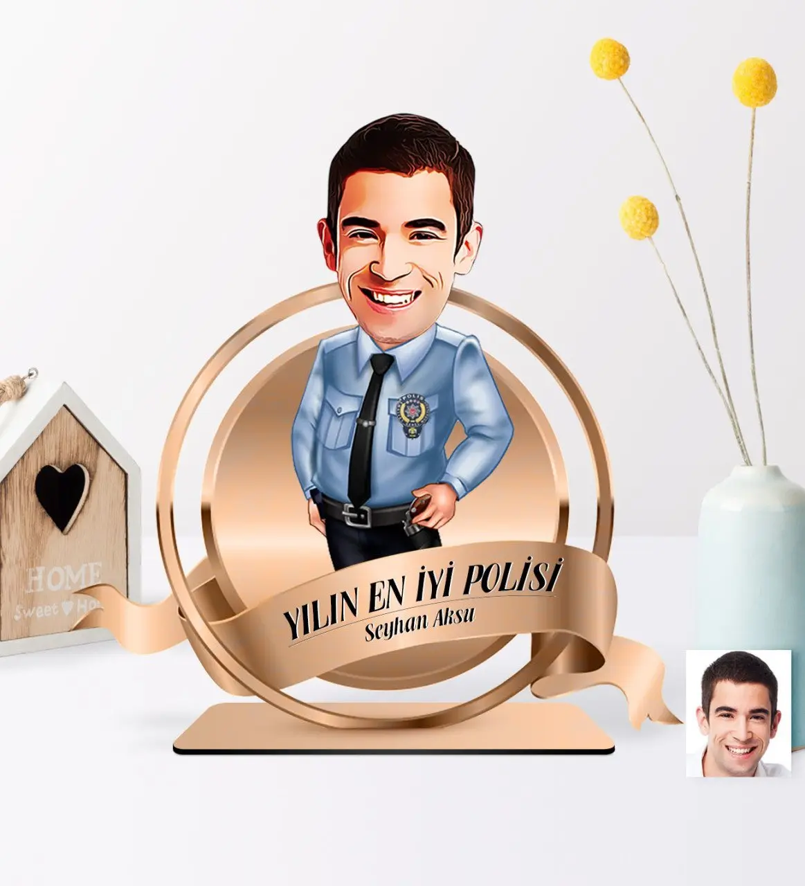 Kişiye Özel Yılın En İyi Polisi Karikatürlü Ahşap Biblo Plaket - 1
