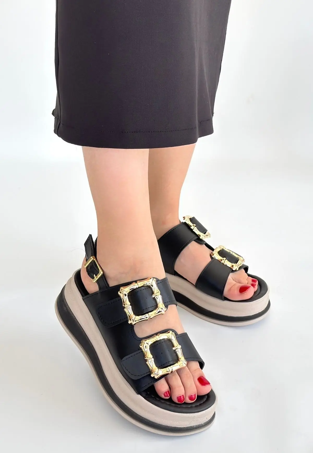 Stan Siyah Cilt Sandalet