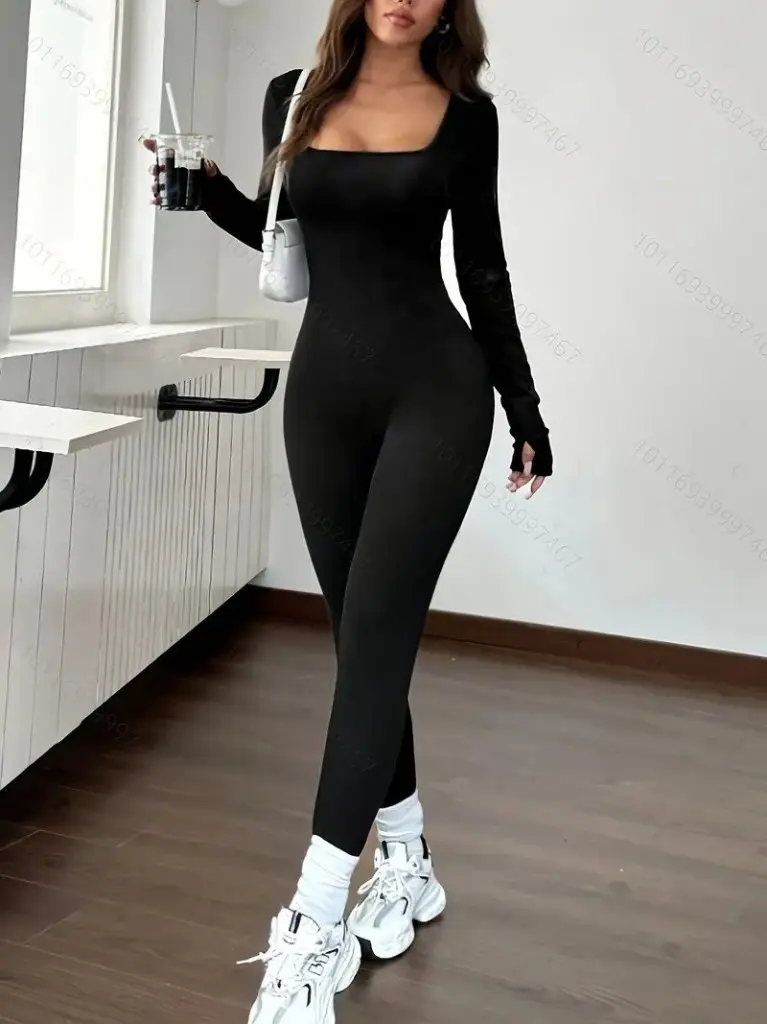 Kadın Uzun Kollu Kare Yakalı Fermuarlı Parmaktan Geçmeli Dalgıç Tulum