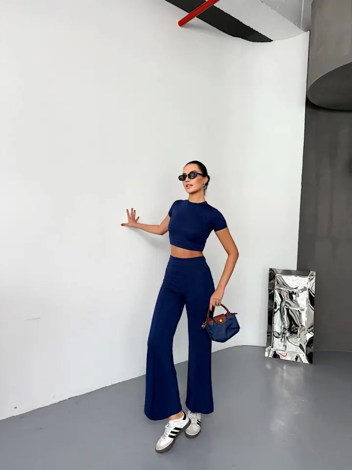 Osy Modal Yumuşak Dokulu Kumaş Kısa Kollu Crop Alt Ispanyol Paça Pantalon Ikili Takım - Lacivert