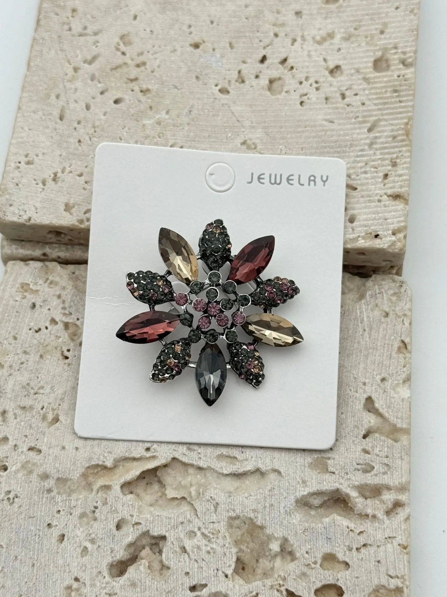 Özel Seri Broş // BROS-833