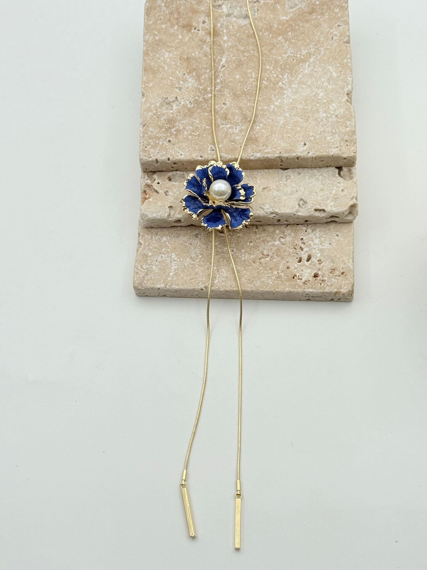 Çelik Asansörlü Çiçek Kolye // KOLYE-5723