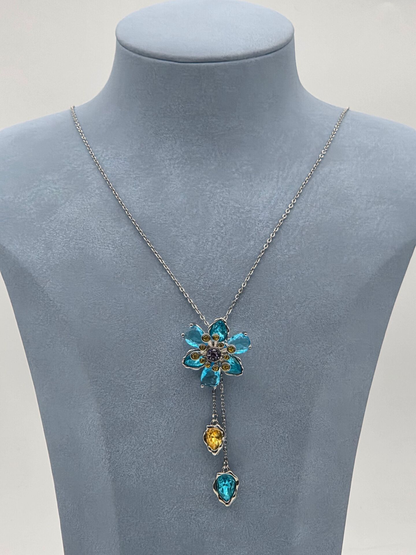 Çelik Çiçek Kolye // KOLYE-5847