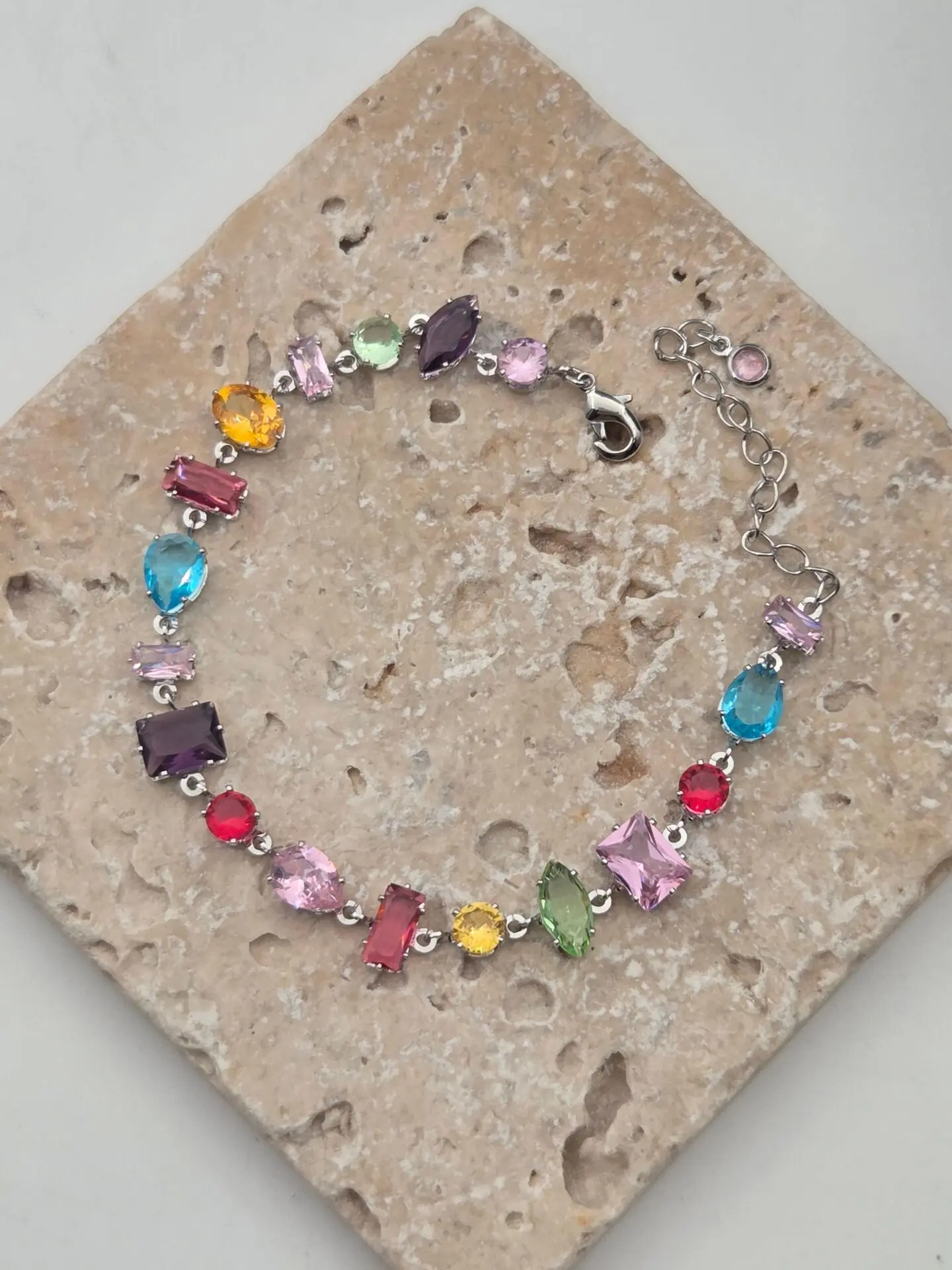 VIP Silver Gema Bileklik // BILEK-6408